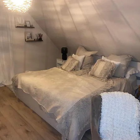 Ferienwohnung Schoen Gemuetlich * פאדרבורן